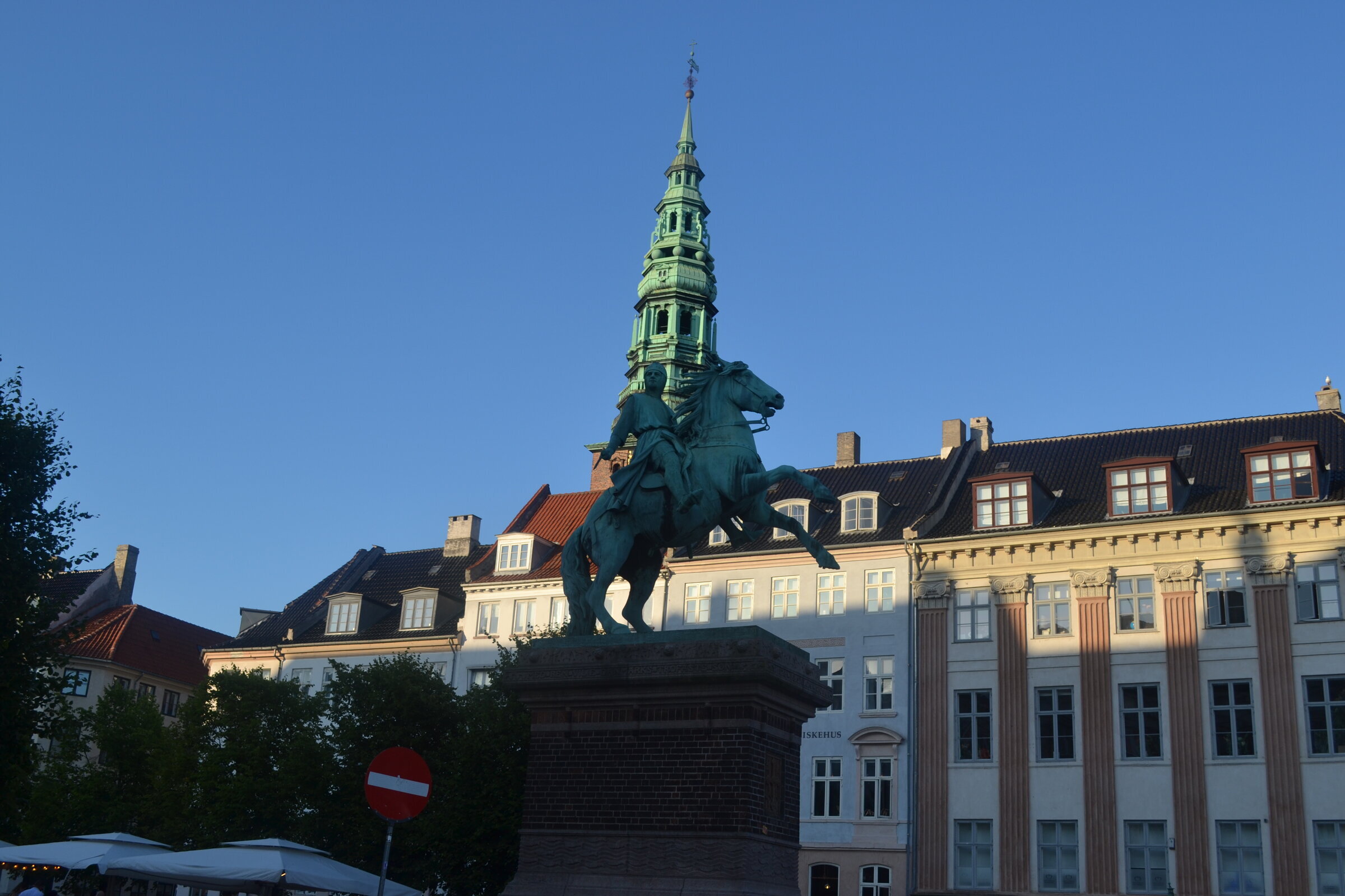Højbro Plads