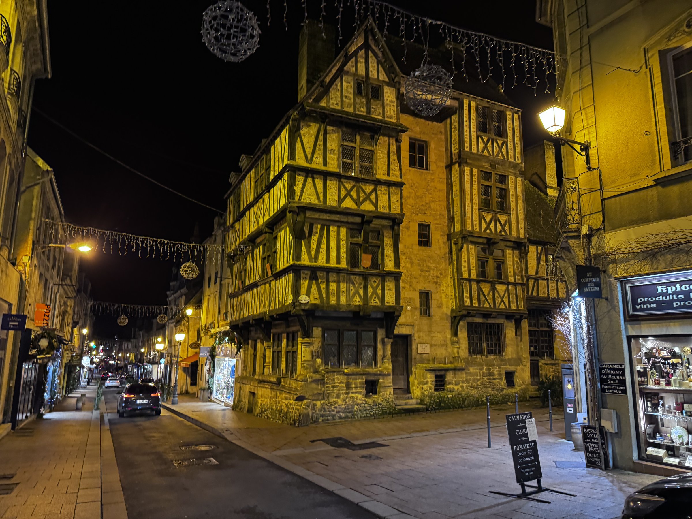 Bayeux at night