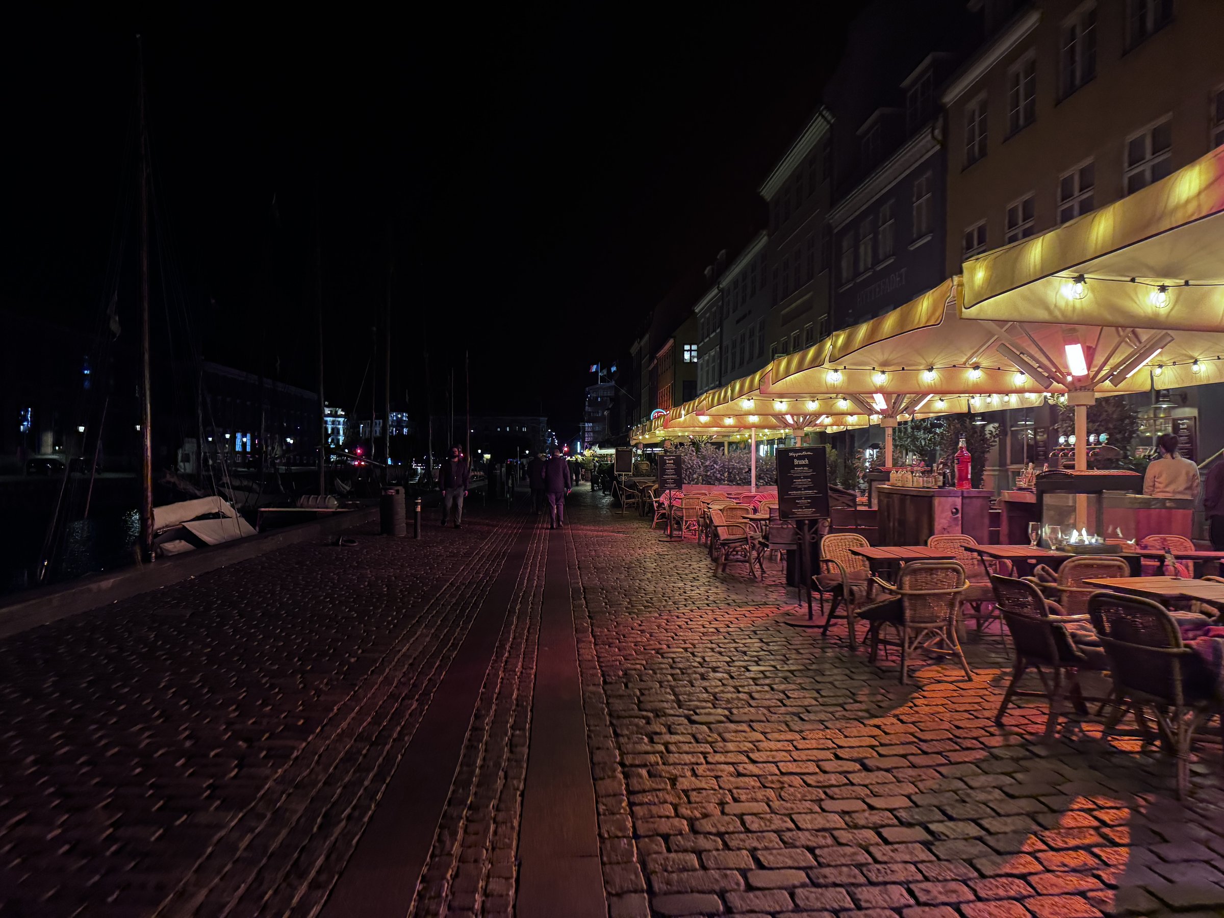 Nyhavn after dark